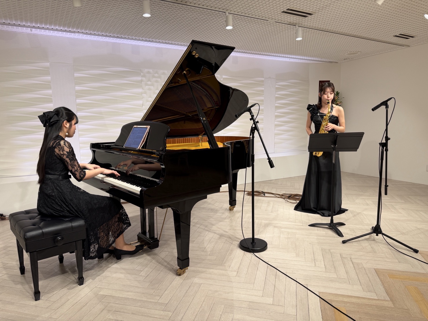 奏ホールのライトプランでピアノとサックス録音録画