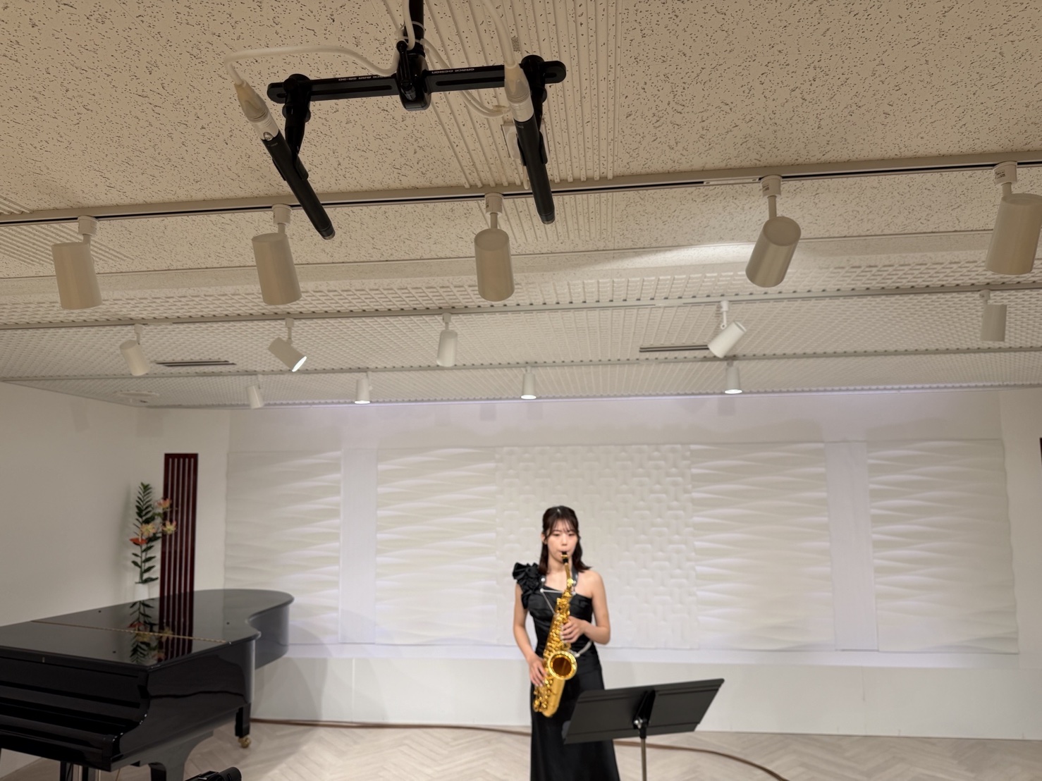 奏ホールのベーシックプランでサックスソロ録音録画